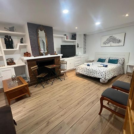 Rosan Apartment Malaga Bagian luar foto