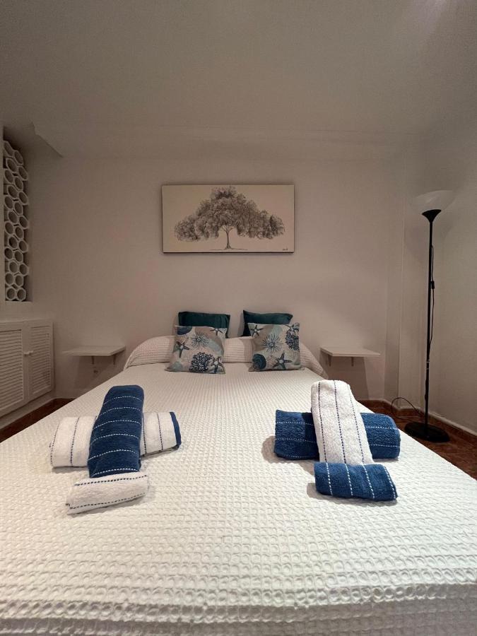 Rosan Apartment Malaga Bagian luar foto